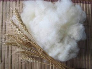 Пух оренбургской козы